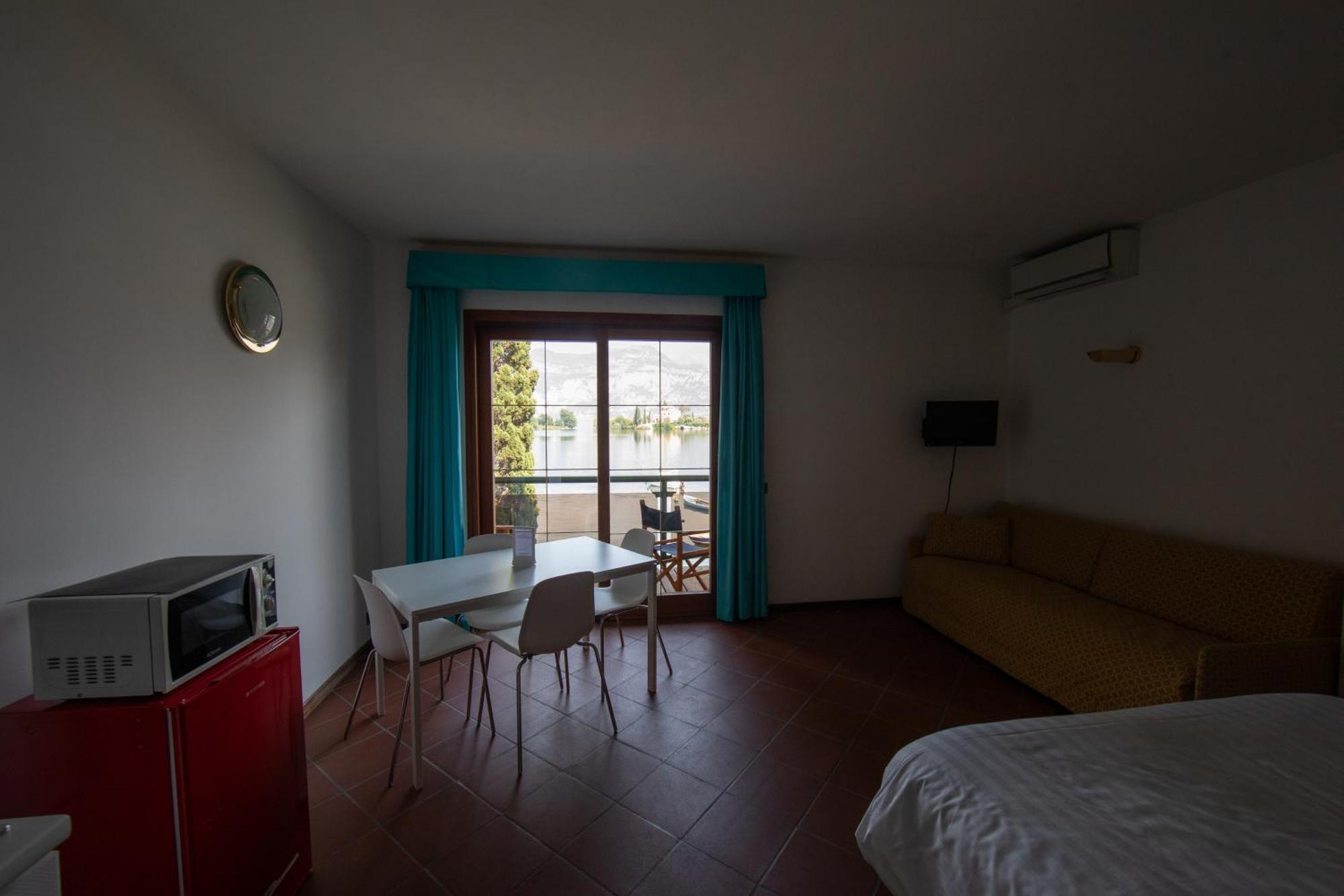 Residence Sporting Мальчезине Экстерьер фото